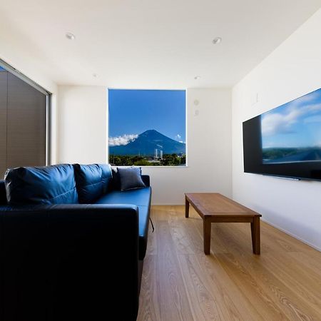 فيلا Frame View Mt.Fuji -West- فوجيكاواجوتشيكو المظهر الخارجي الصورة